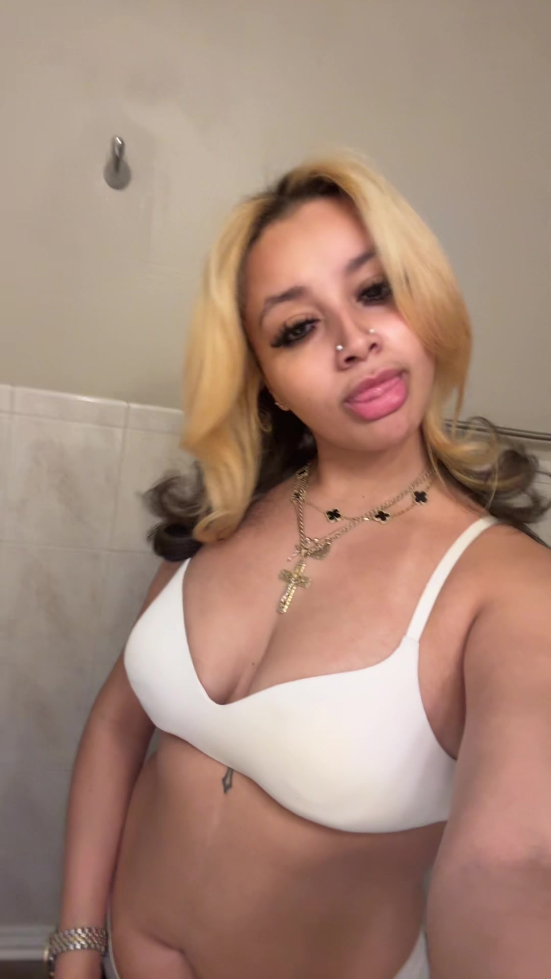 @Avalynn ♱