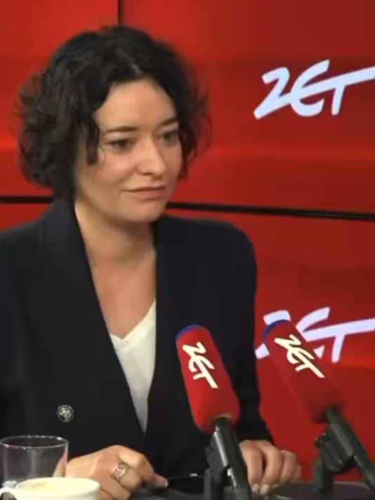 @Komentarze Polityczne