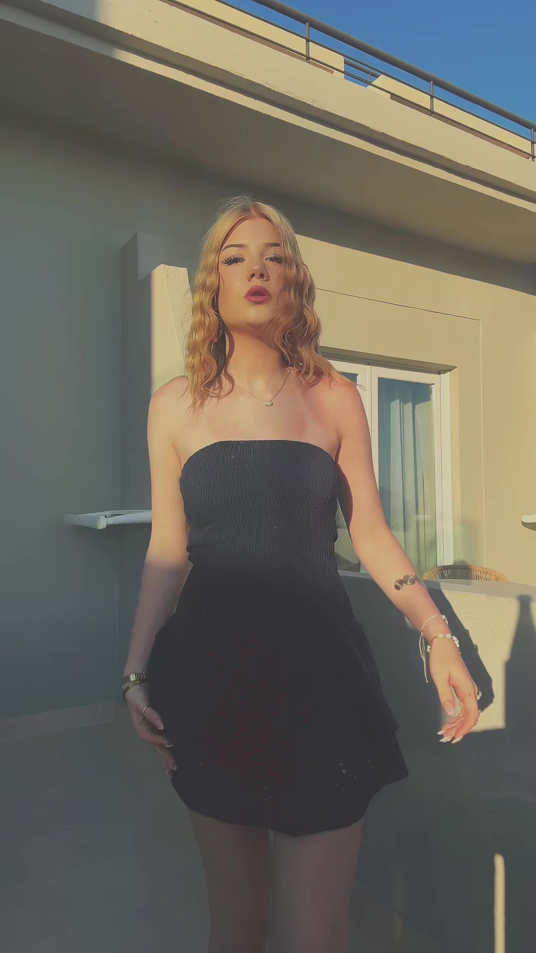 @𝒻𝓇𝑒𝓎🦢