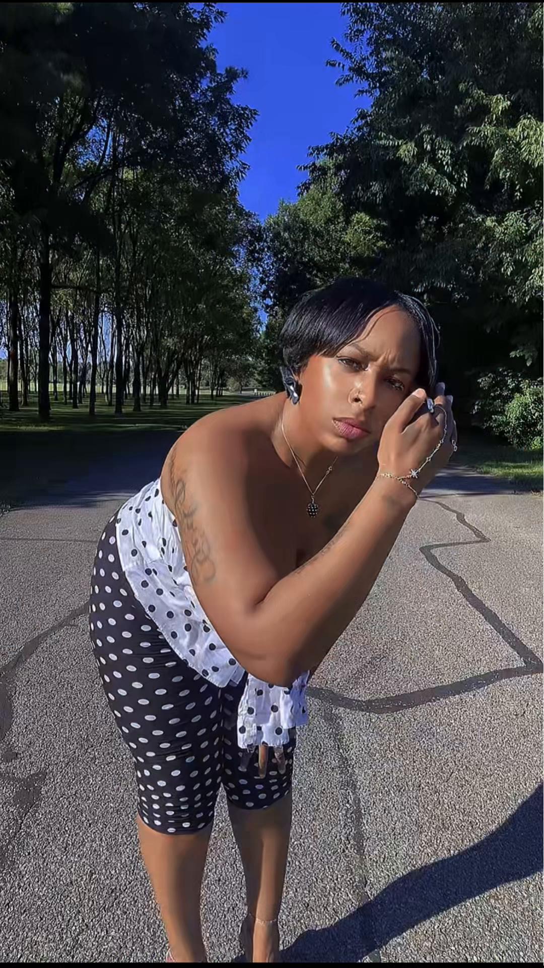 @Brittany: The flyest Auntie😎