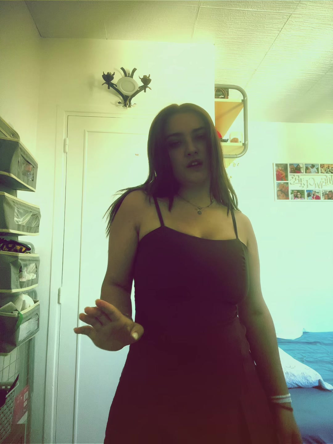 @Ariana_222