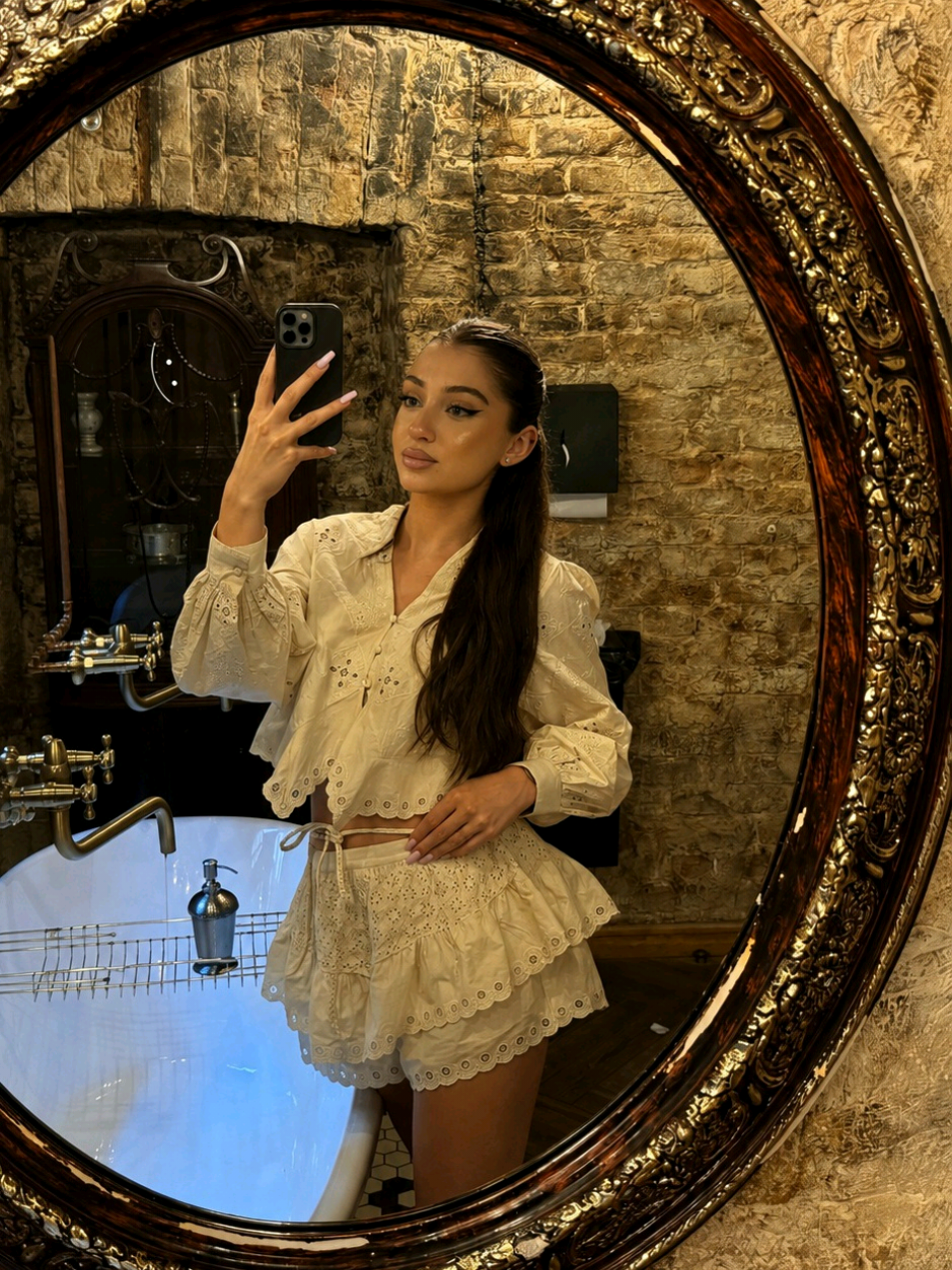 @𝓓𝓲𝓪𝓷𝓴𝓪