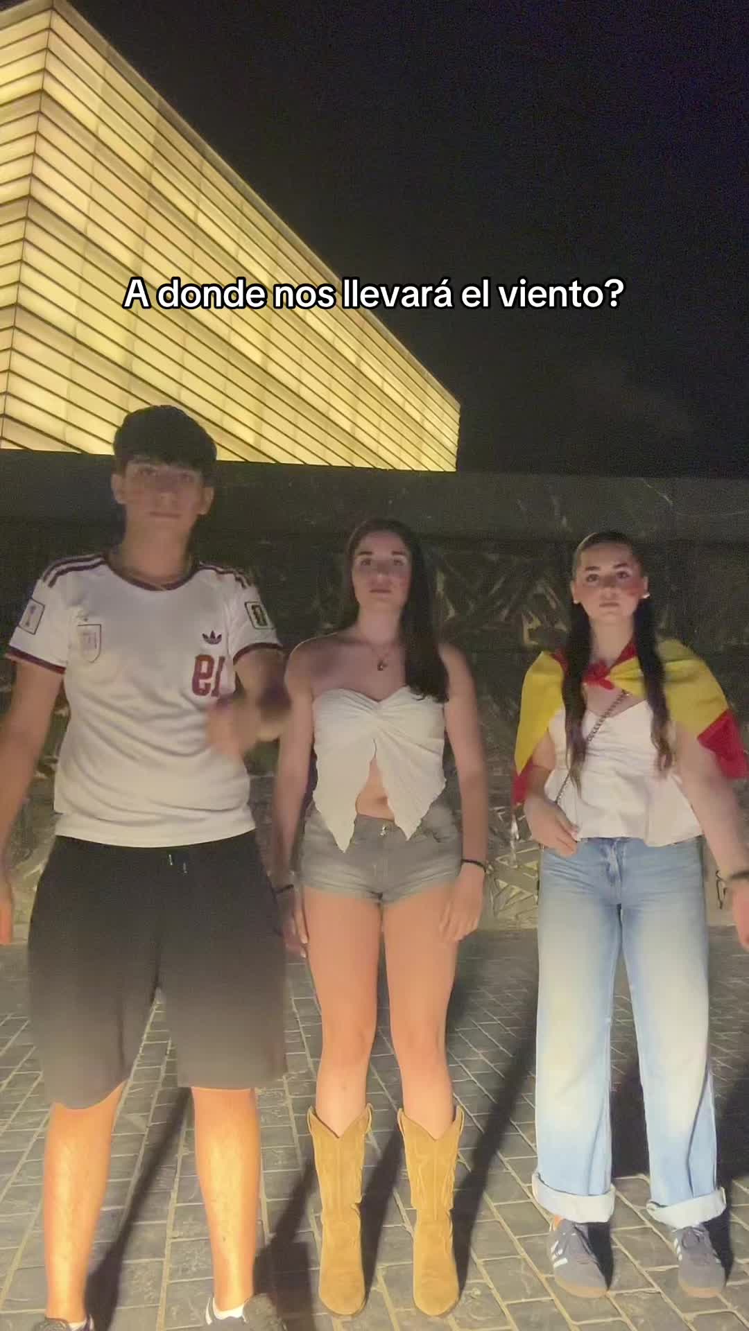 @Unax