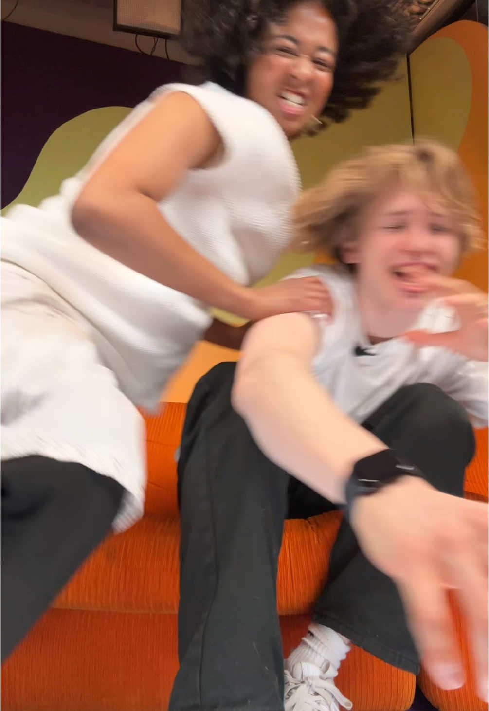 @elo
