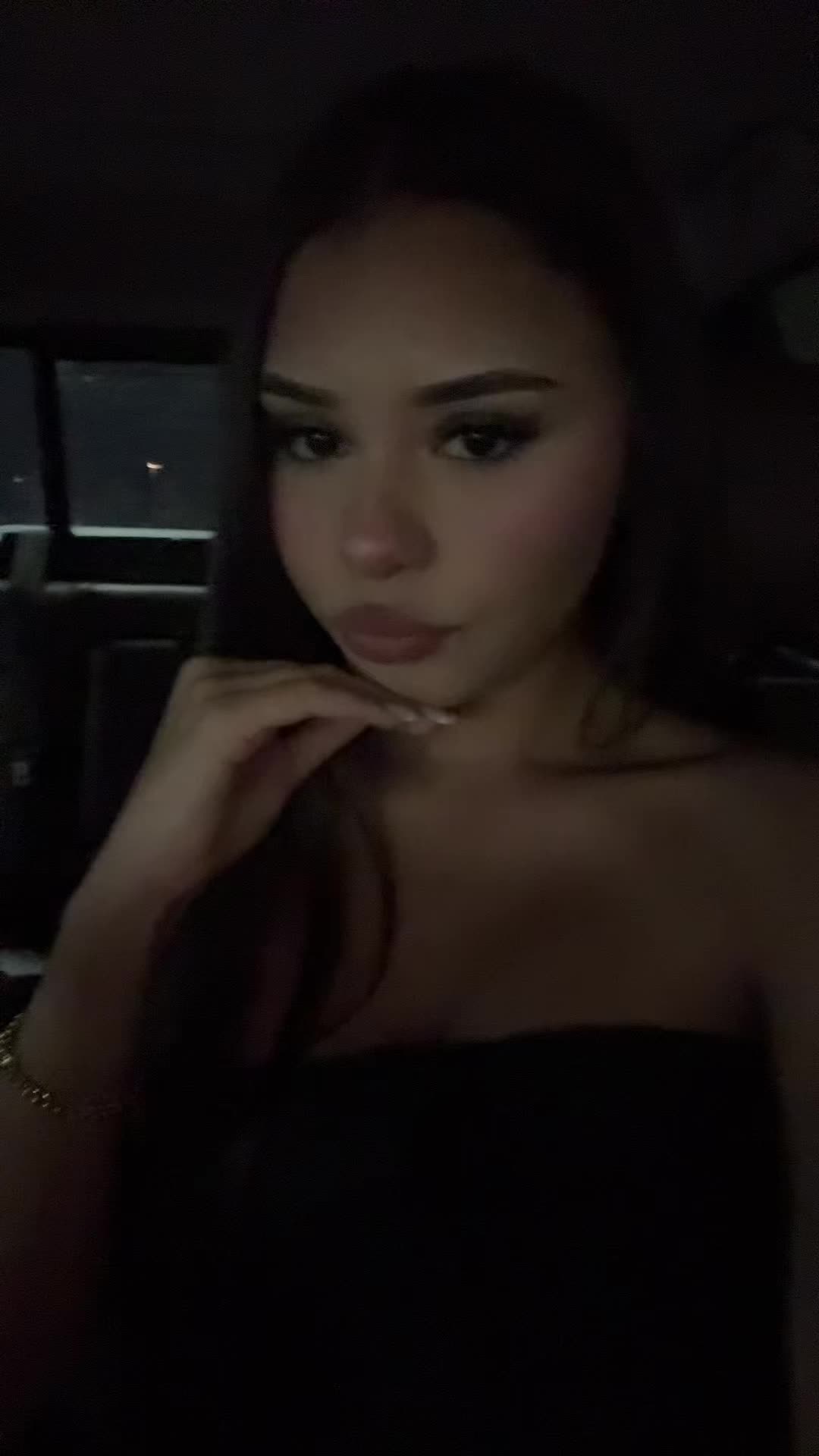 @camila