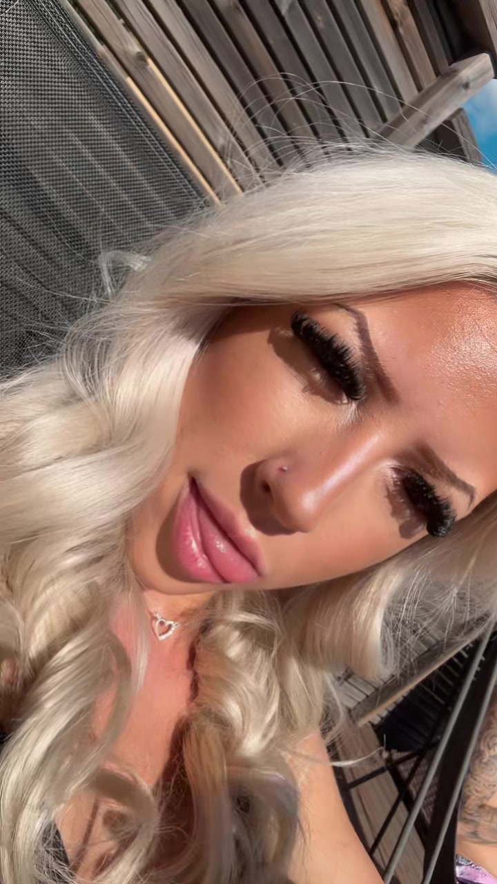 @𝓑𝓵𝓸𝓷𝓭𝓲𝓼𝓔𝓵𝓲𝓷𝓪🎀🐆