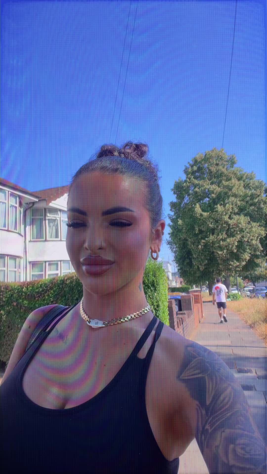 @Georgiana_flo