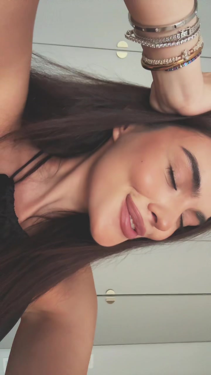 @ioannnaaaa__