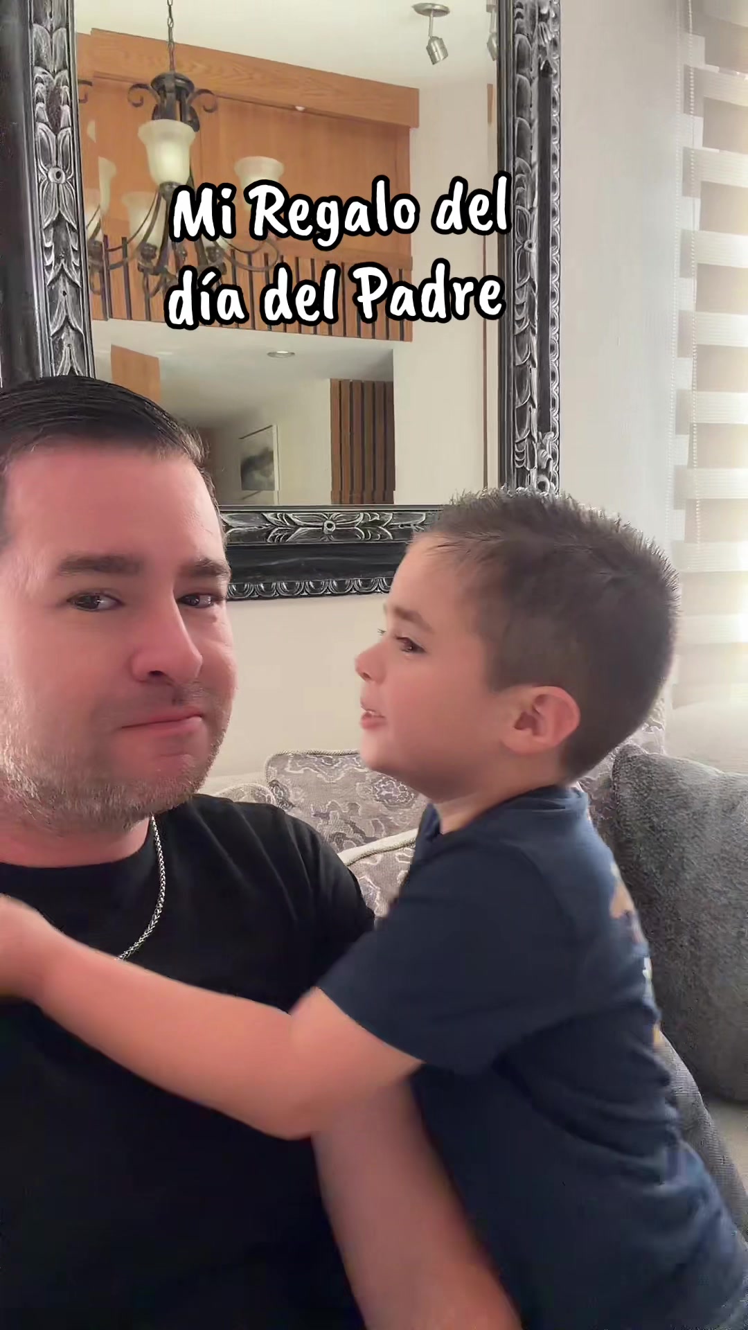 @Oscar Antonio / Papá Metiche