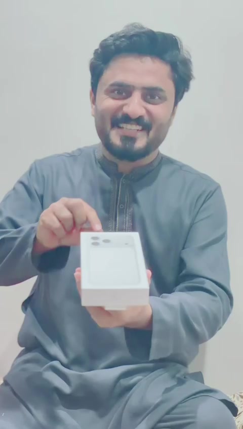 @Ali Abbas 🇬🇧🇵🇰