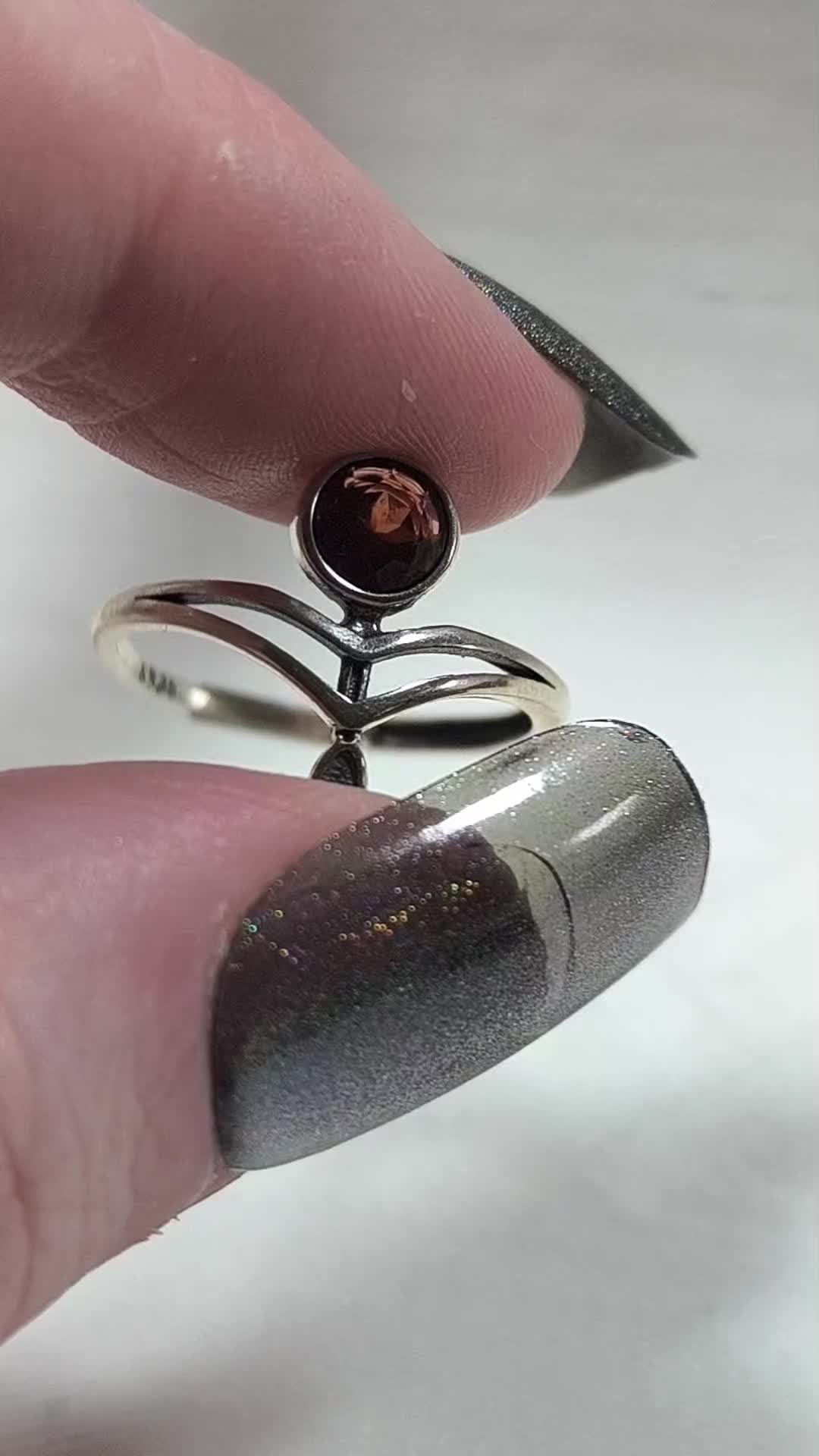 @maymooncrystals