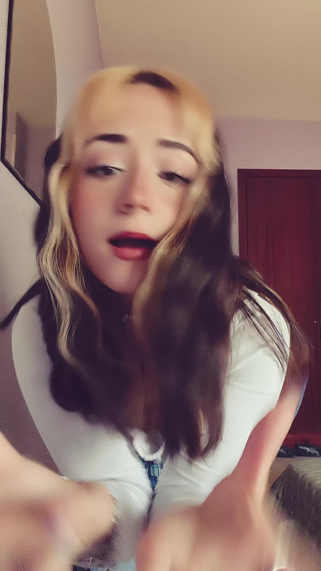 @Carla