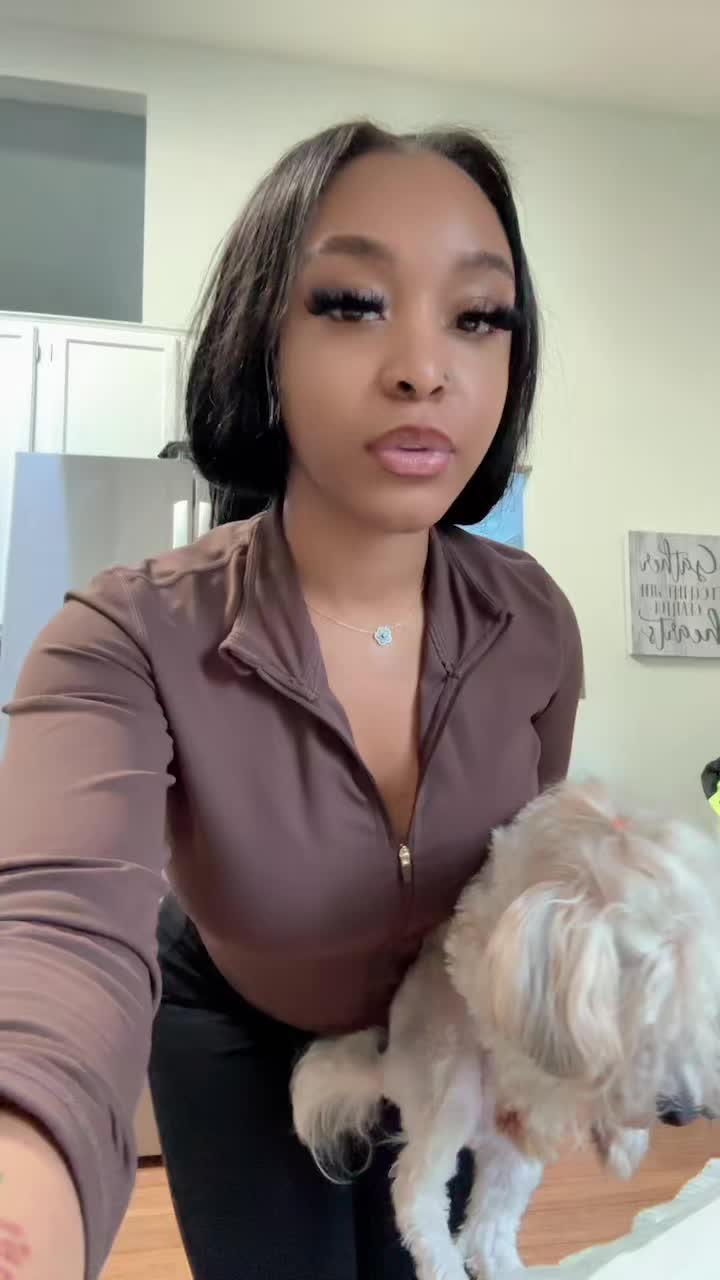 @prettylittlelightskin