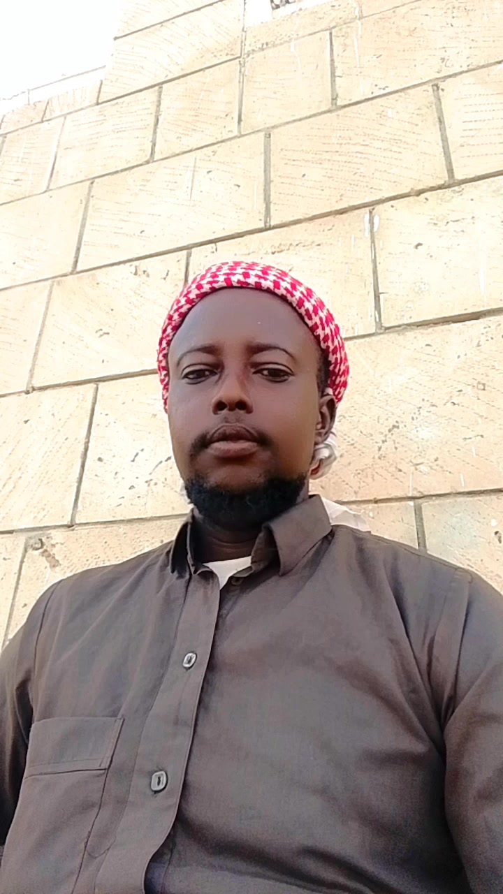 @Hassan🇸🇴🇦🇪