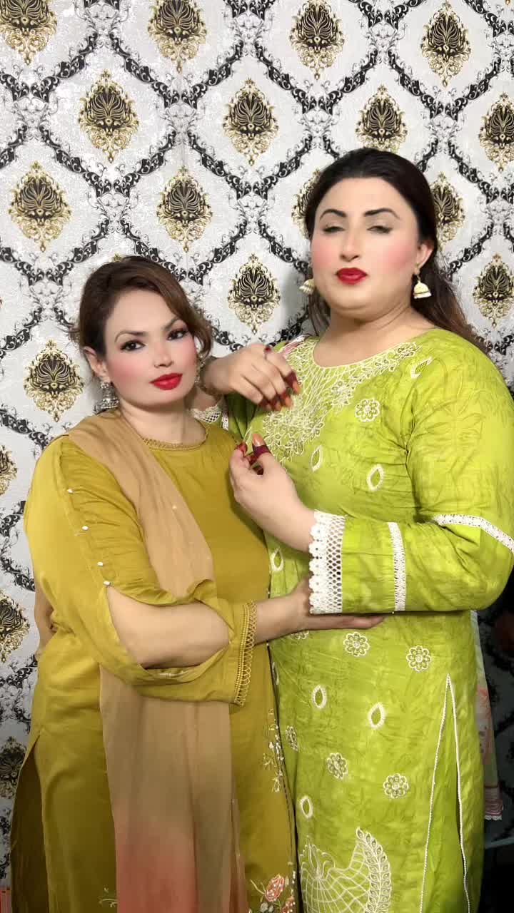 @Aayat Mughal