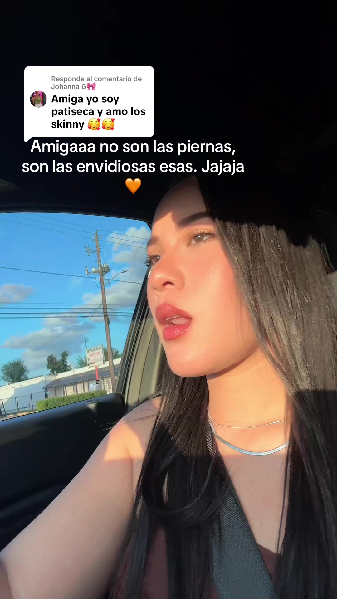 @Karlaruizt18