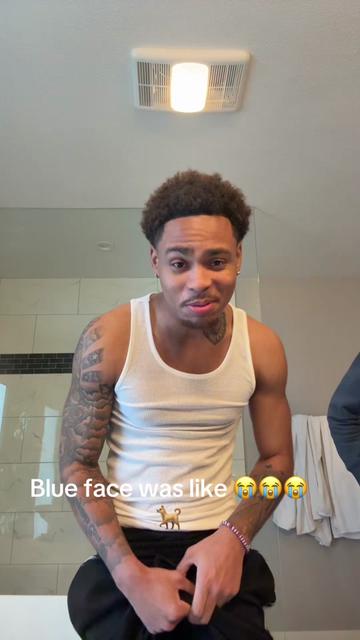 @sixforpresident_