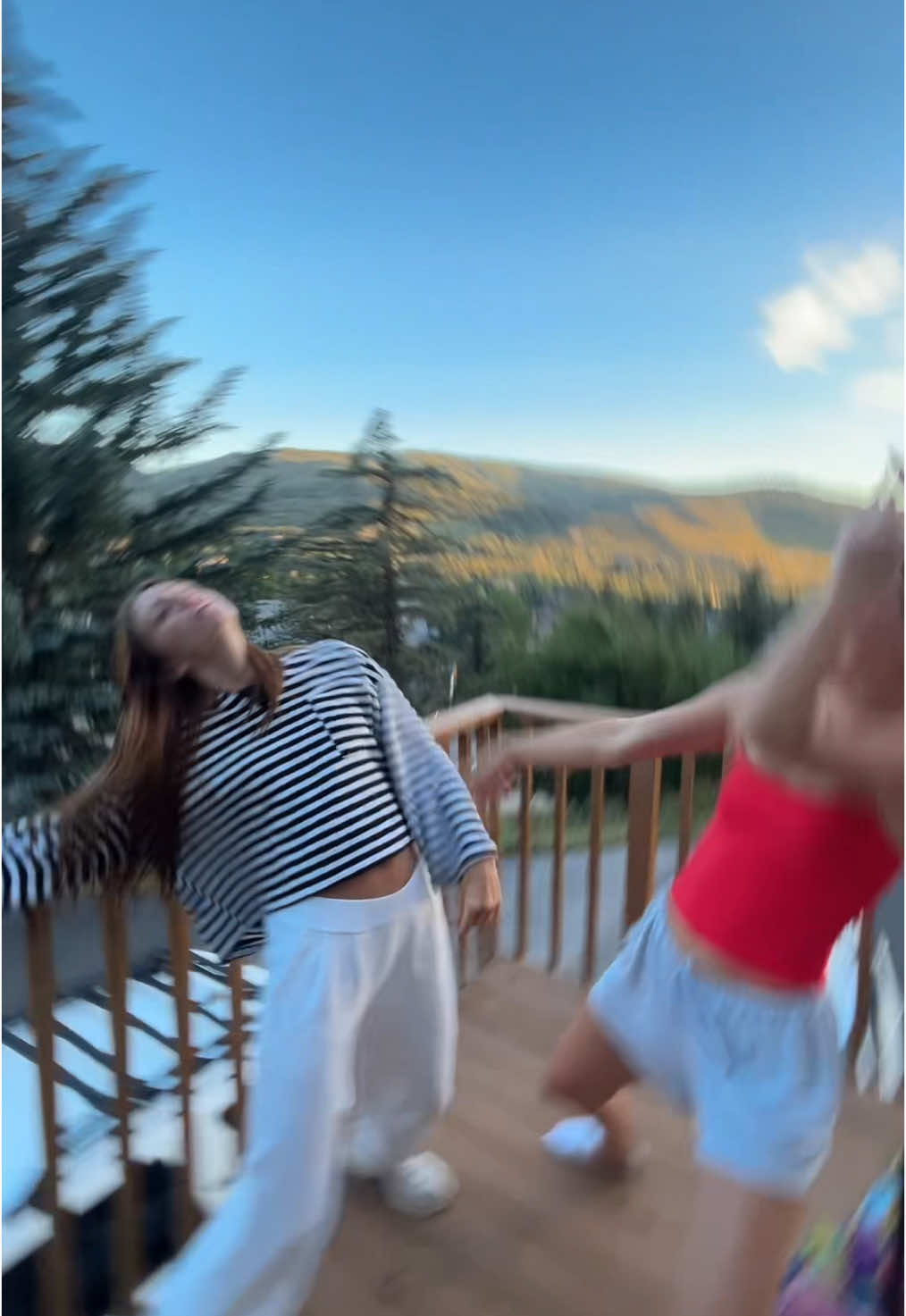 @lawlynnava