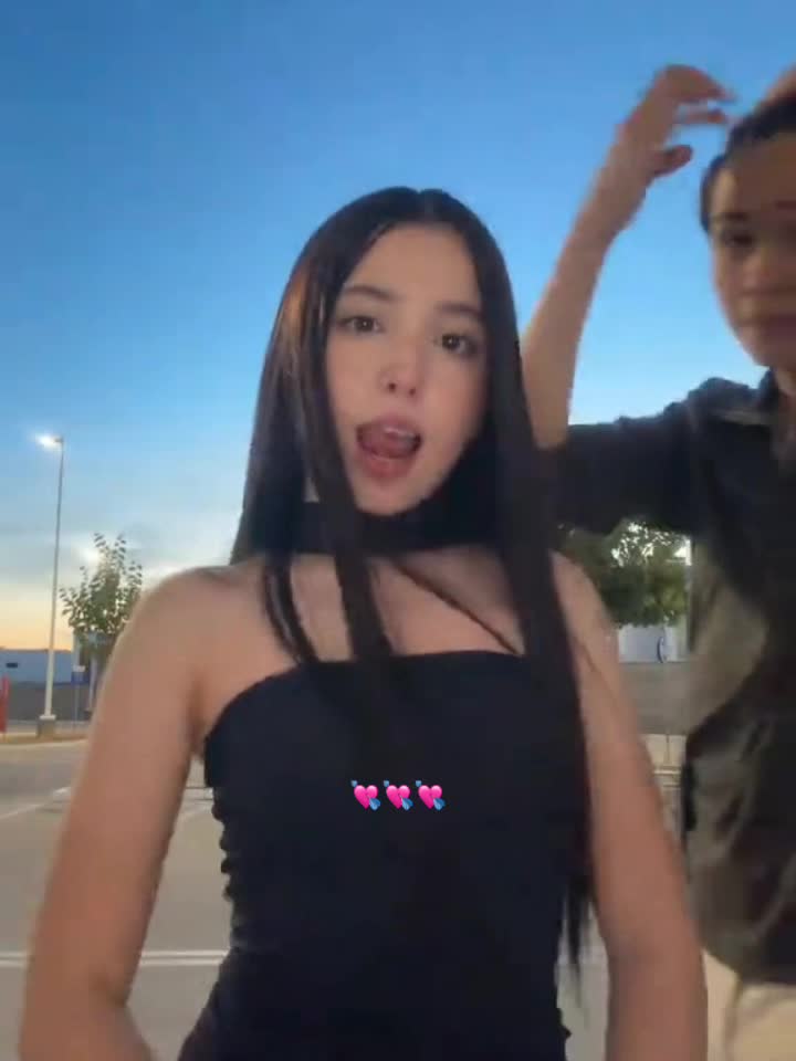@𝓡