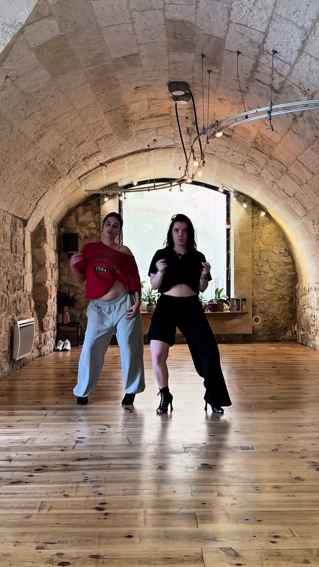@DANCEWITHEMY