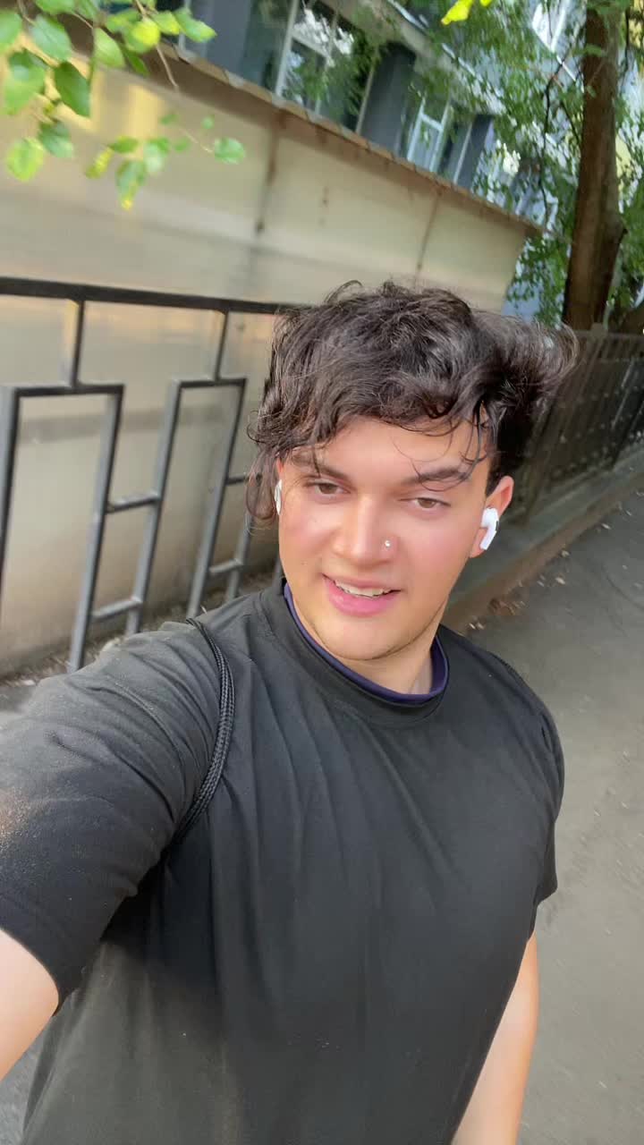 @ronniedaia