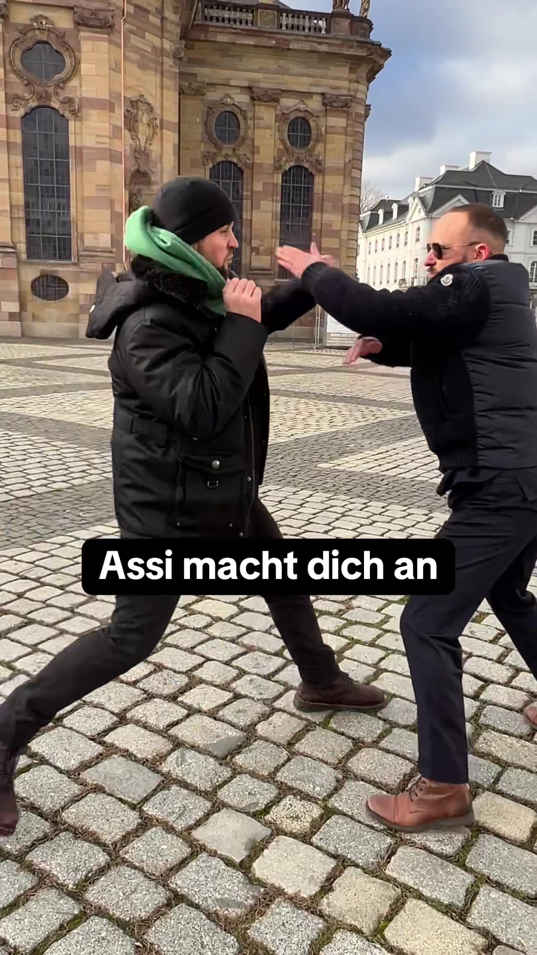 @AK8