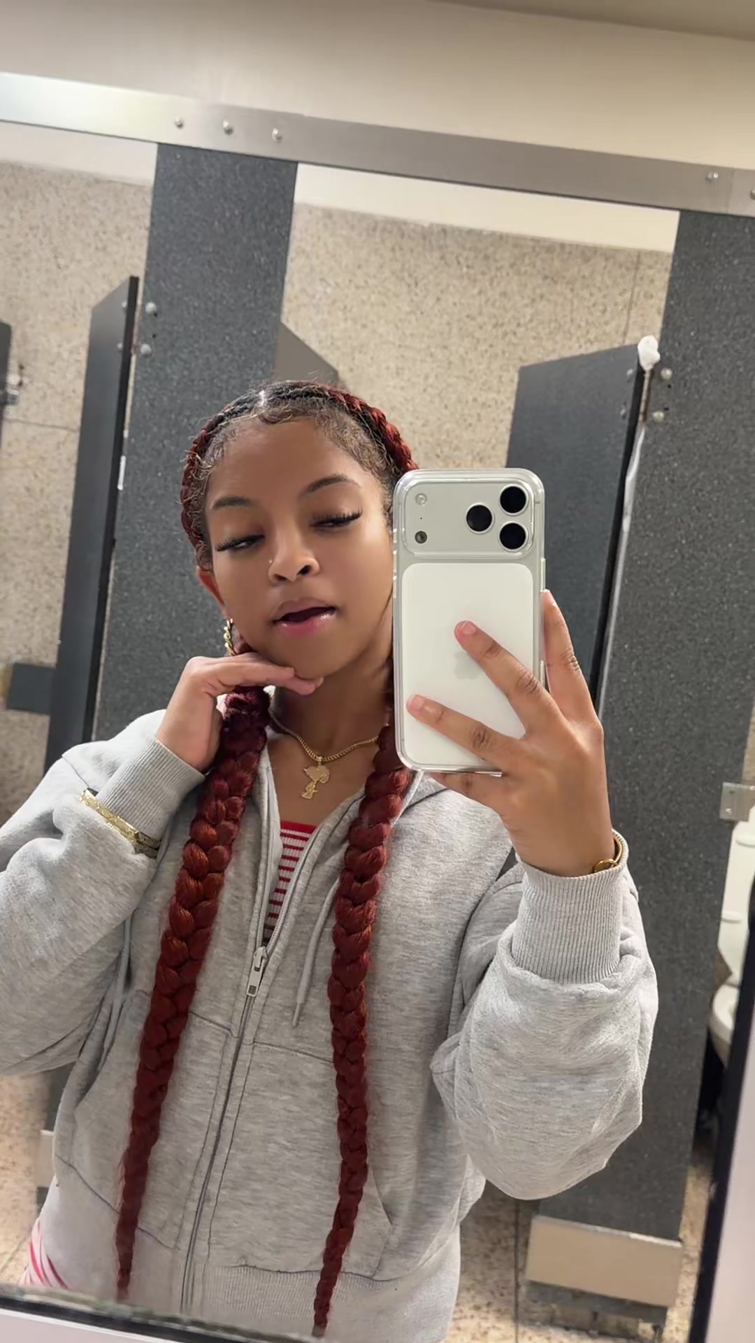 @thaonlyygirlyy