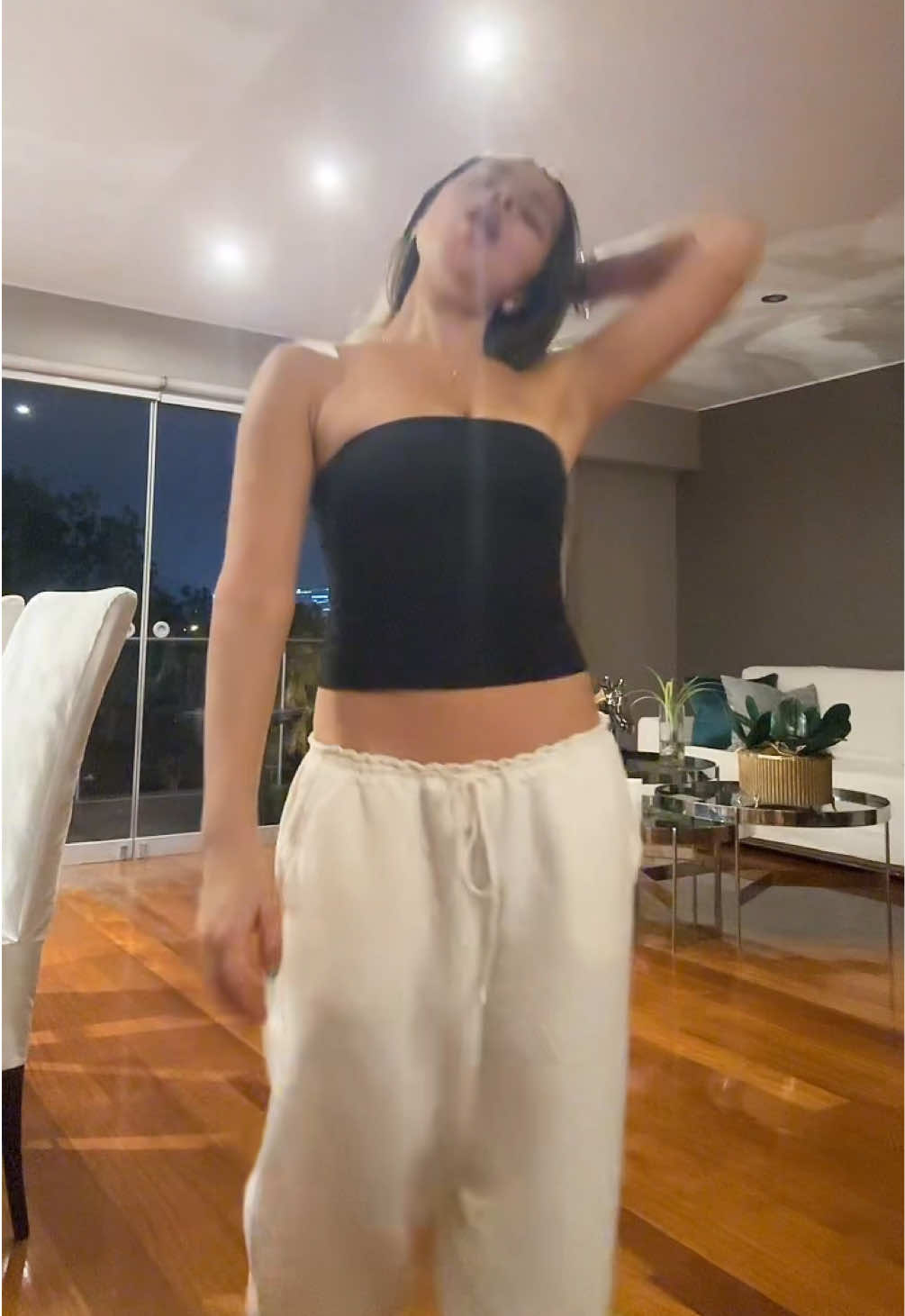 @camila
