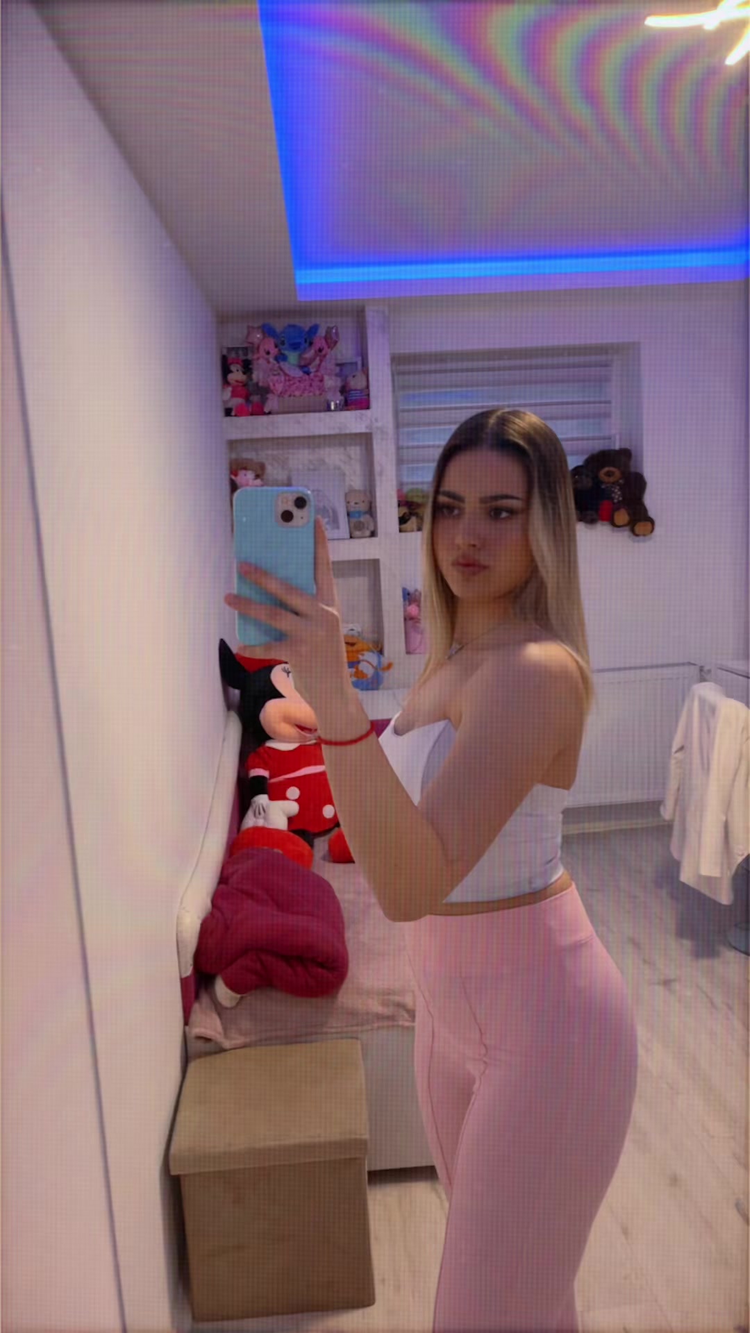 @Andjela