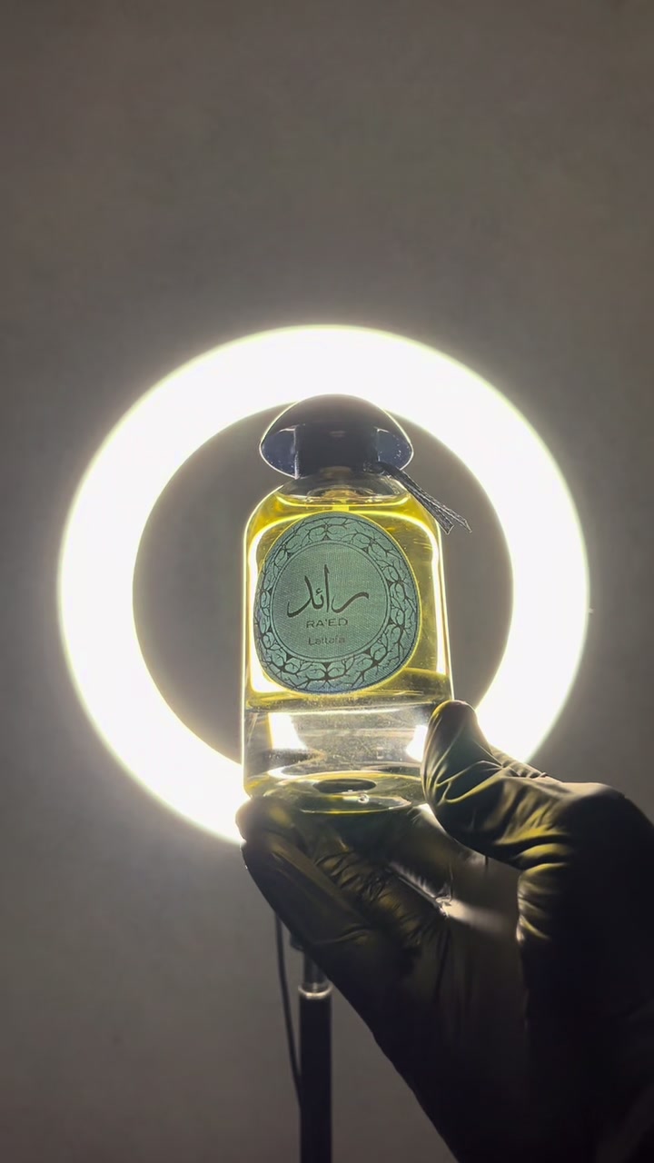 @FragranceFanatic محب العطور