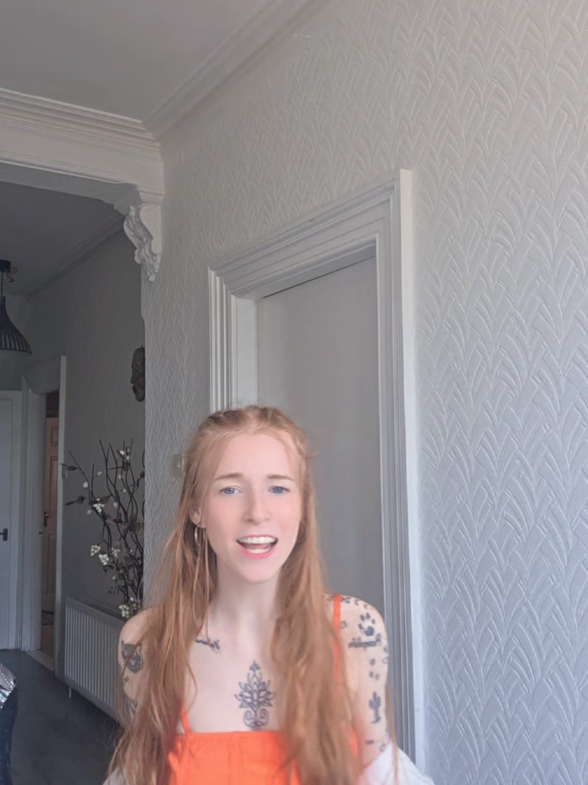 @LilRedCanvas