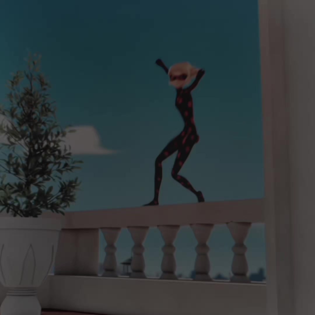 @𝐛𝐨𝐮𝐫𝐠𝟑𝐨𝟏𝐬 𝜗𝜚