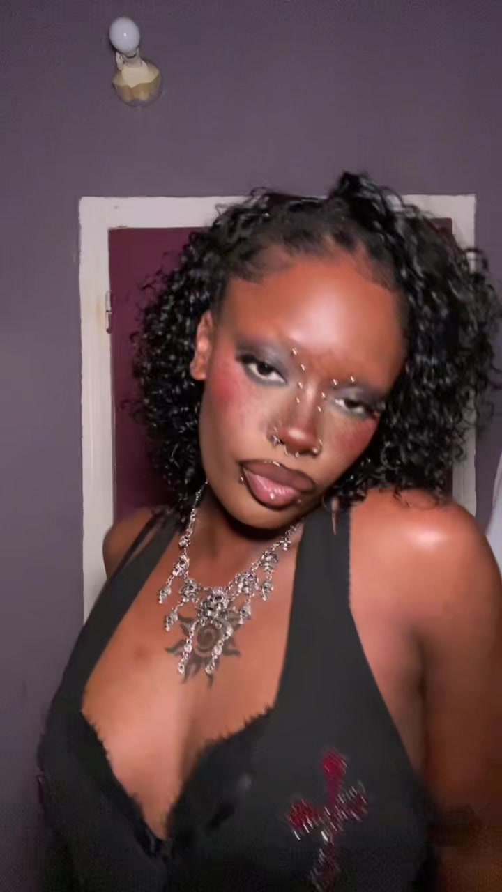 @Cookie Tsunami 🧛🏾♀️