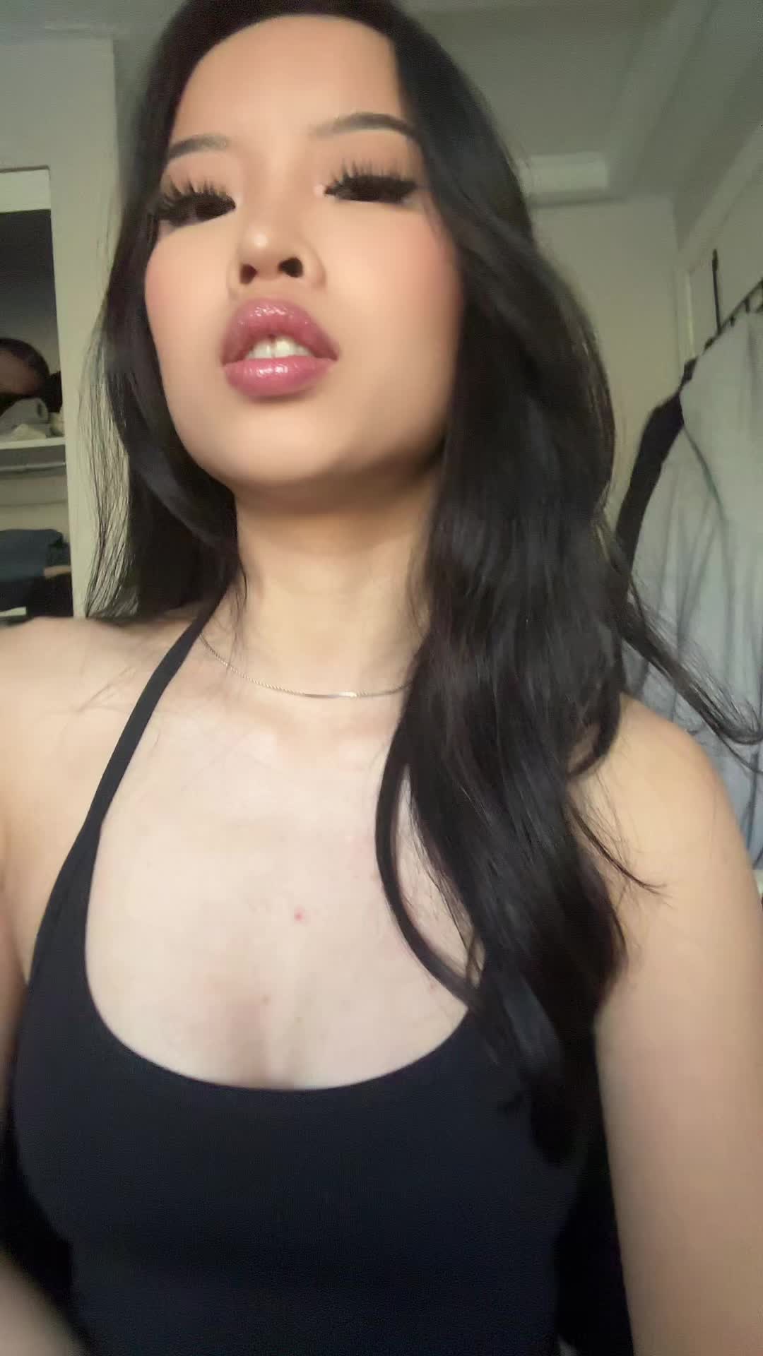@nicole