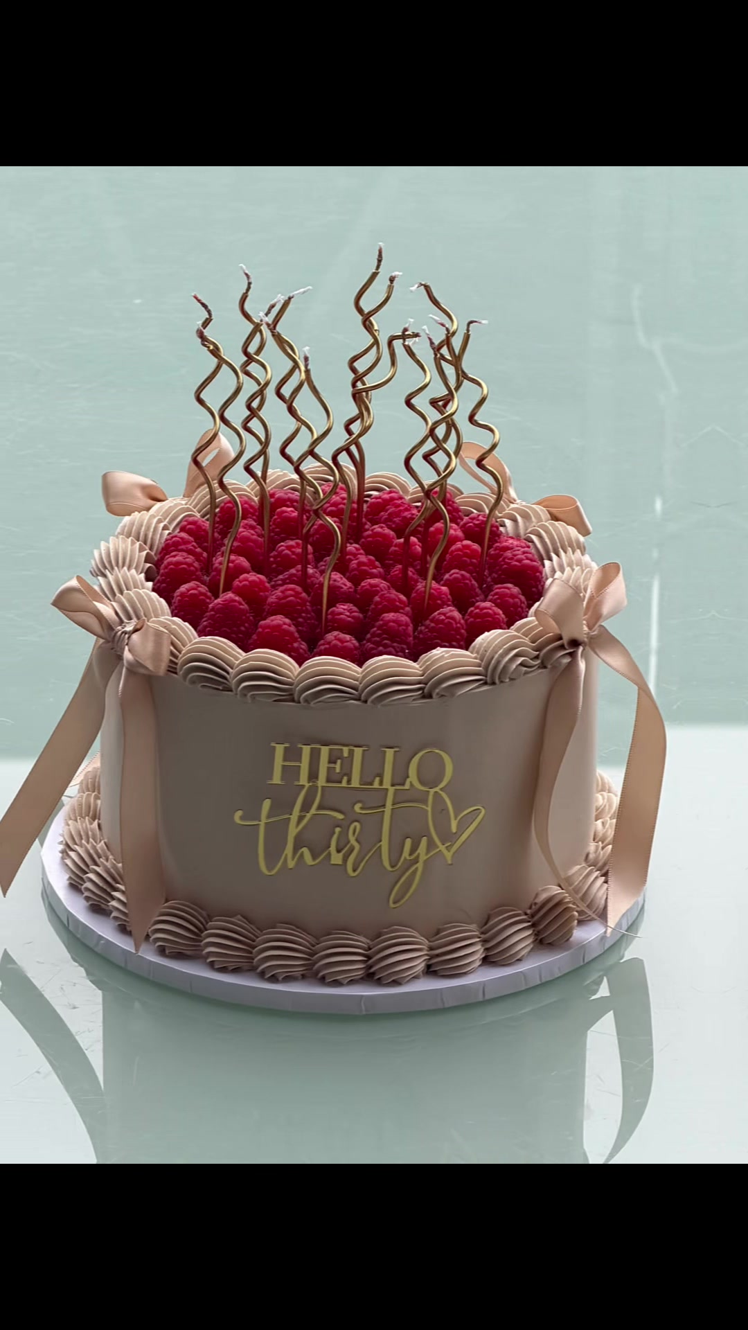 @Lesa_cakes๐ฉ๐ณ๐ฆ๐ฑ๐ฌ๐ง