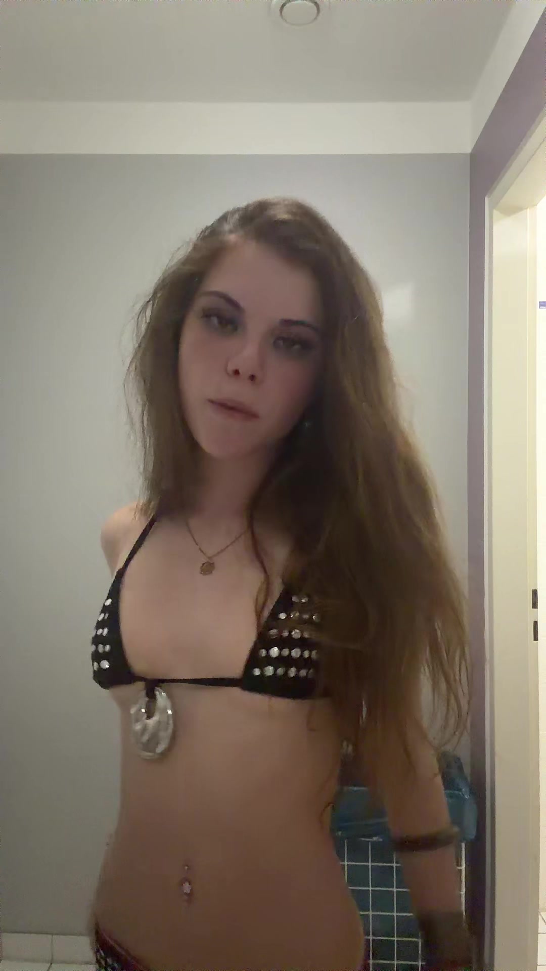 @isobel