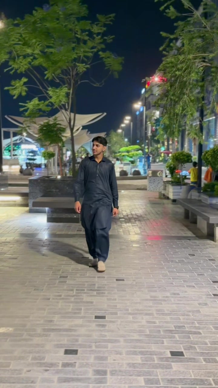 @Hashim Raza🇨🇦