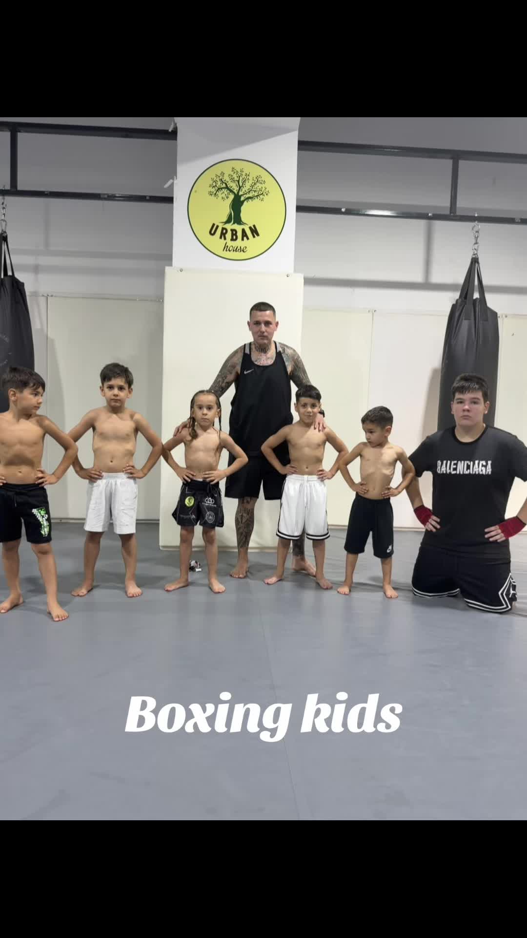 @C.S RAPID BUCUREȘTI - BOX 🥊