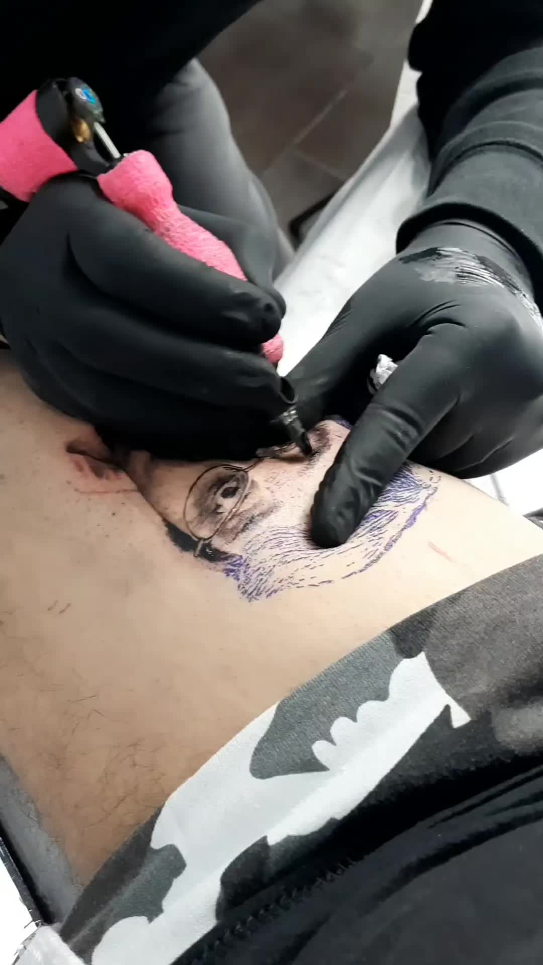 @Oscar-tattoo