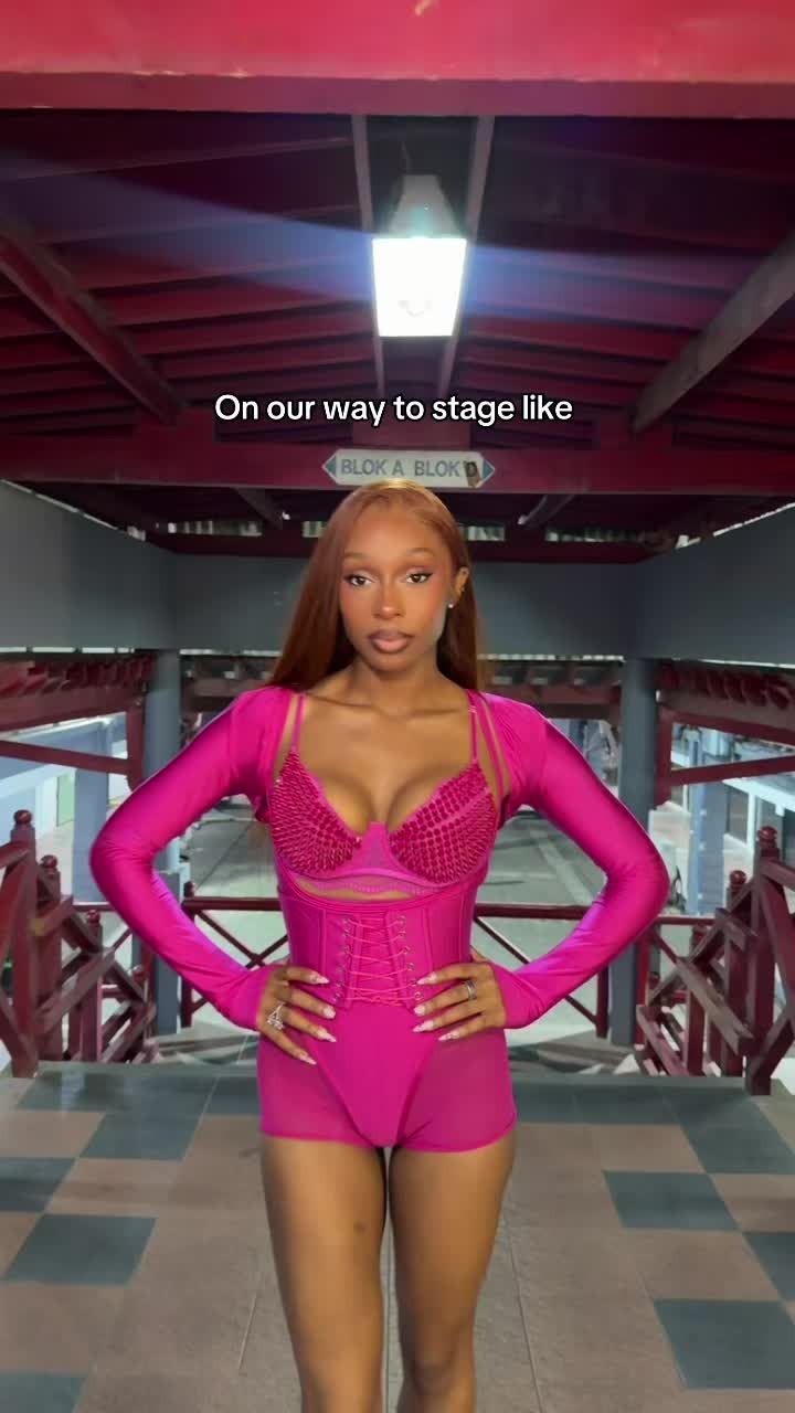 @FLO
