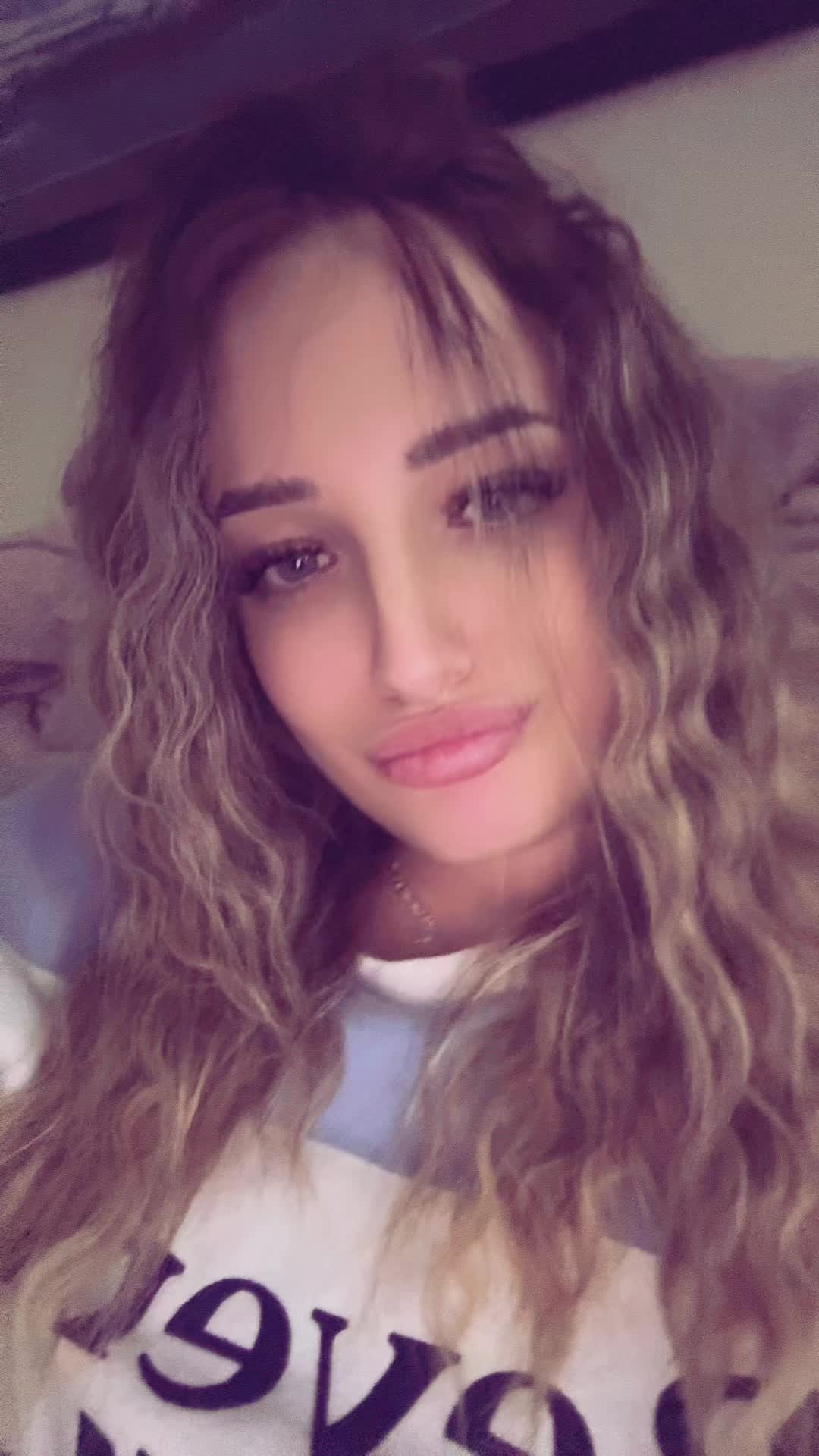 @Rebecca🌹