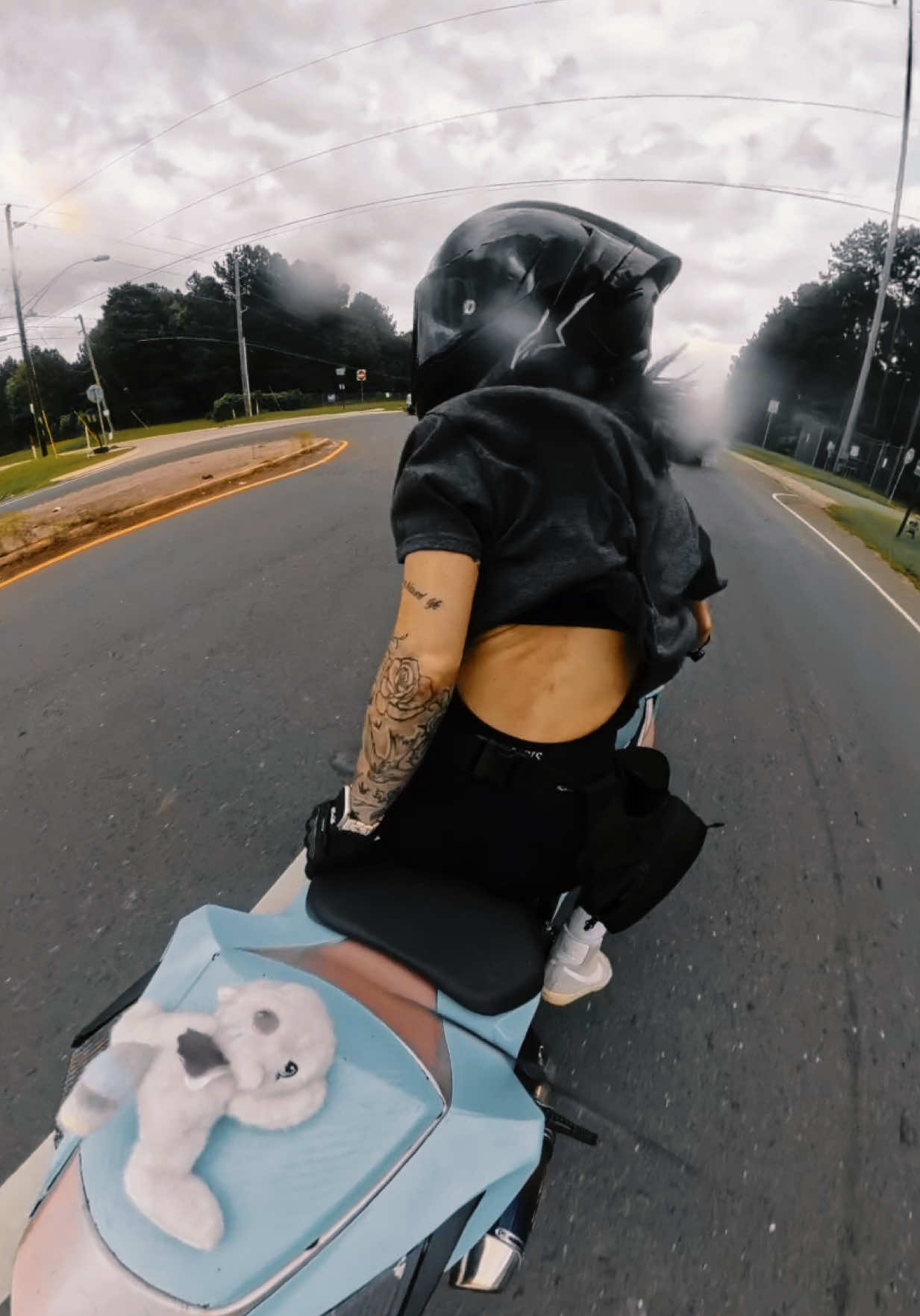 @T 🏍️ F F A N Y