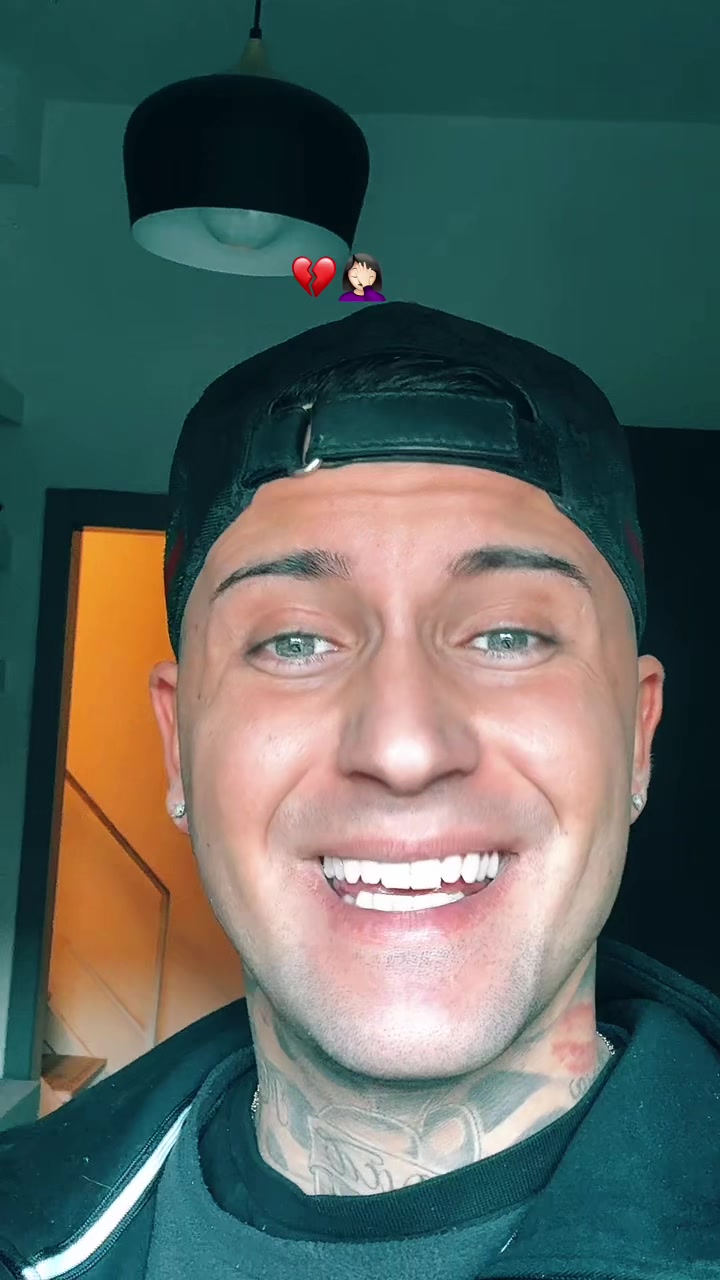 @Simoncino💔