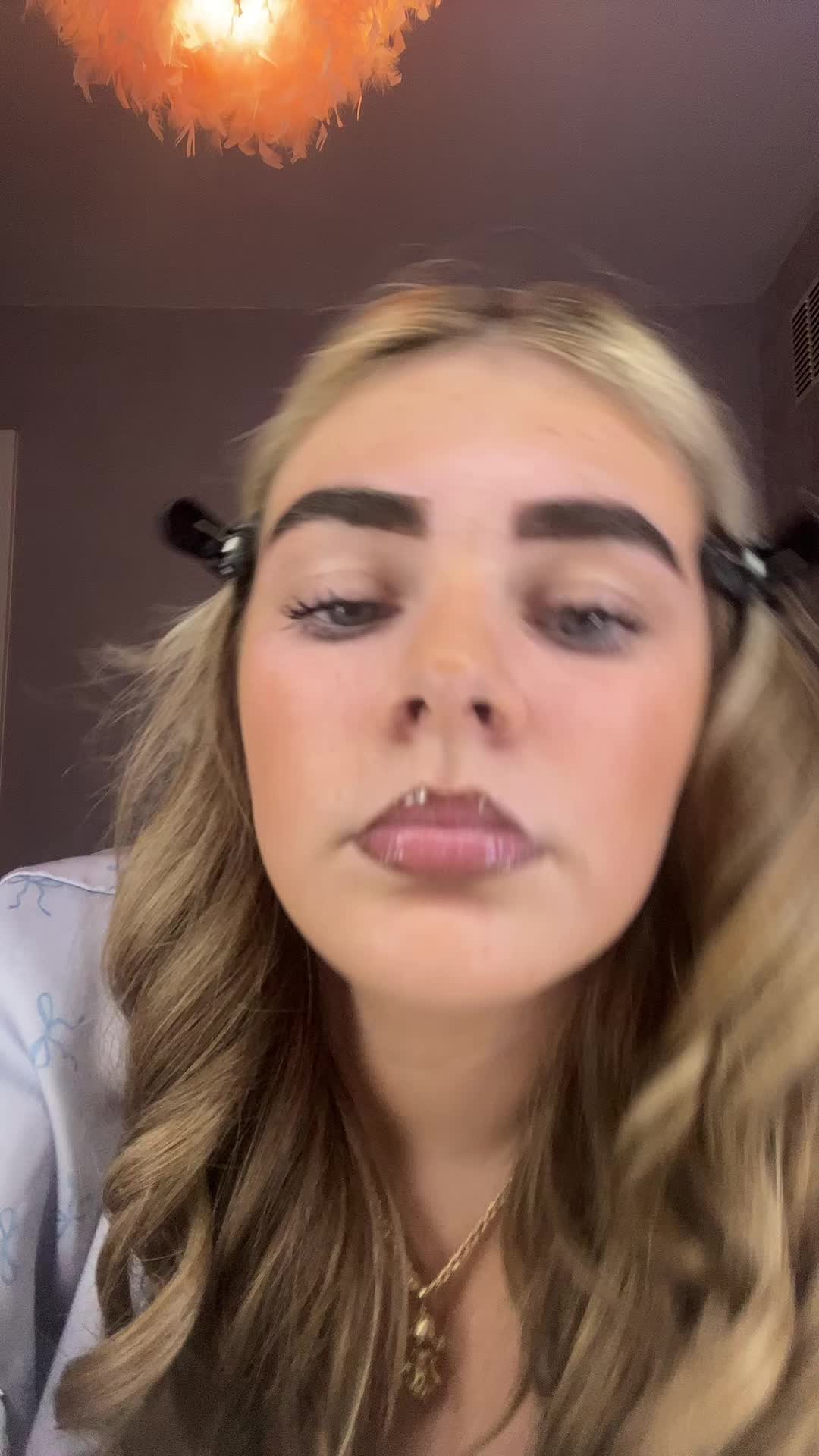 @poppykobrien