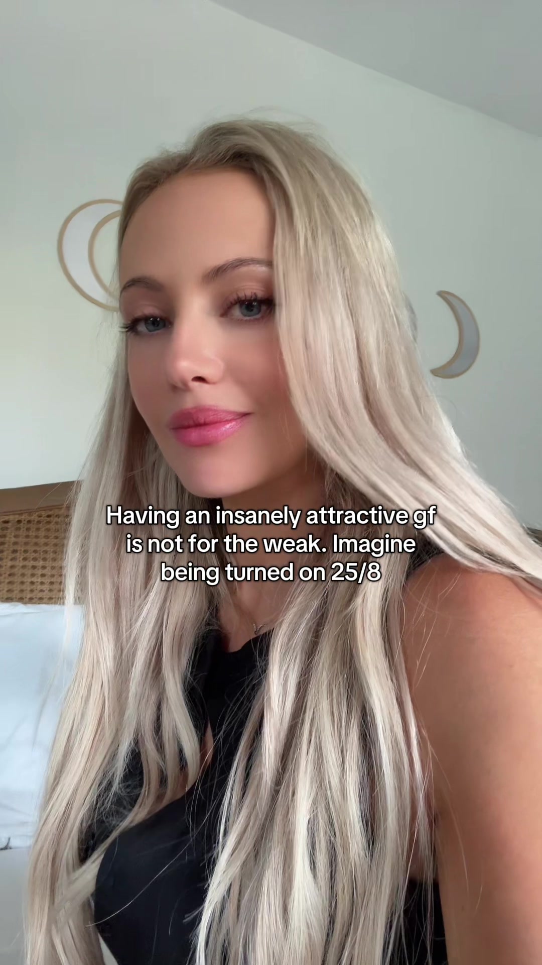 @Lisa J Evans sapphic author ⚢