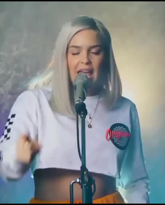 @Liane | Anne-Marie Fan page