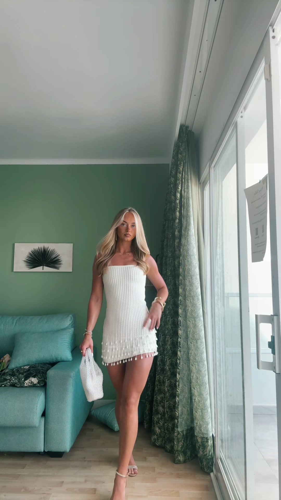 @Liv