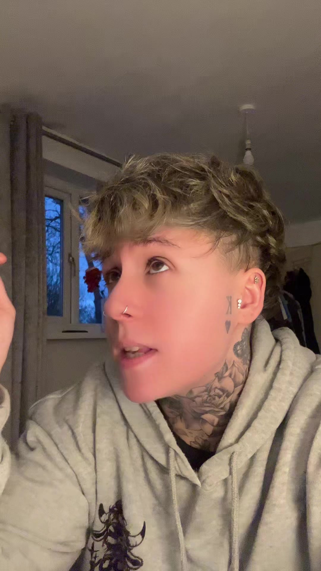 @Chloe .D.