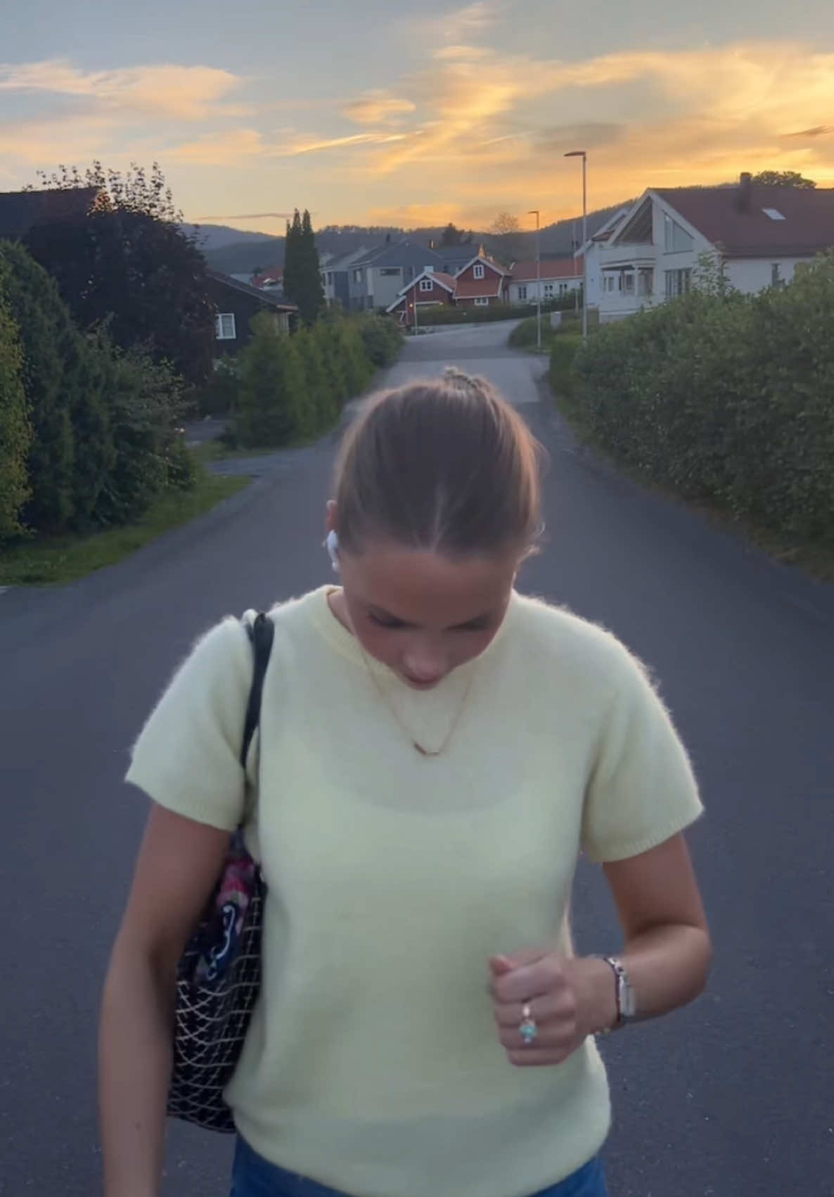 @norasunne