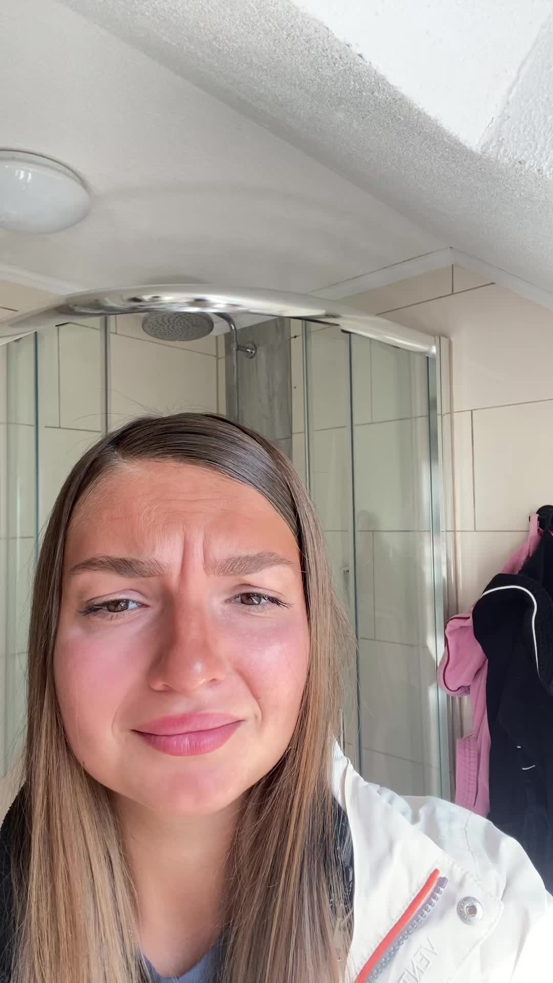 @lauratepower
